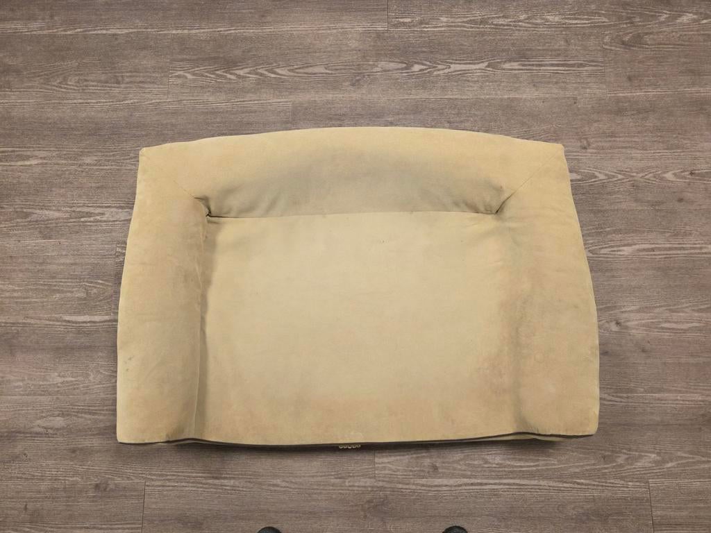 Grote hondenmand stof, Ophalen