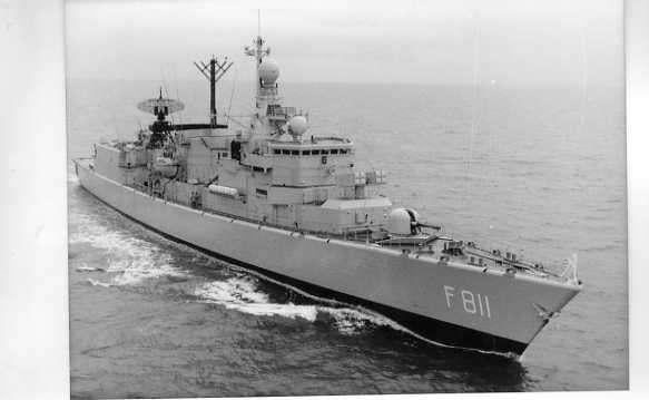 scheepvaart-foto-MARINE-F811., Ophalen of Verzenden, Zo goed als nieuw, Motorboot, Boek of Tijdschrift