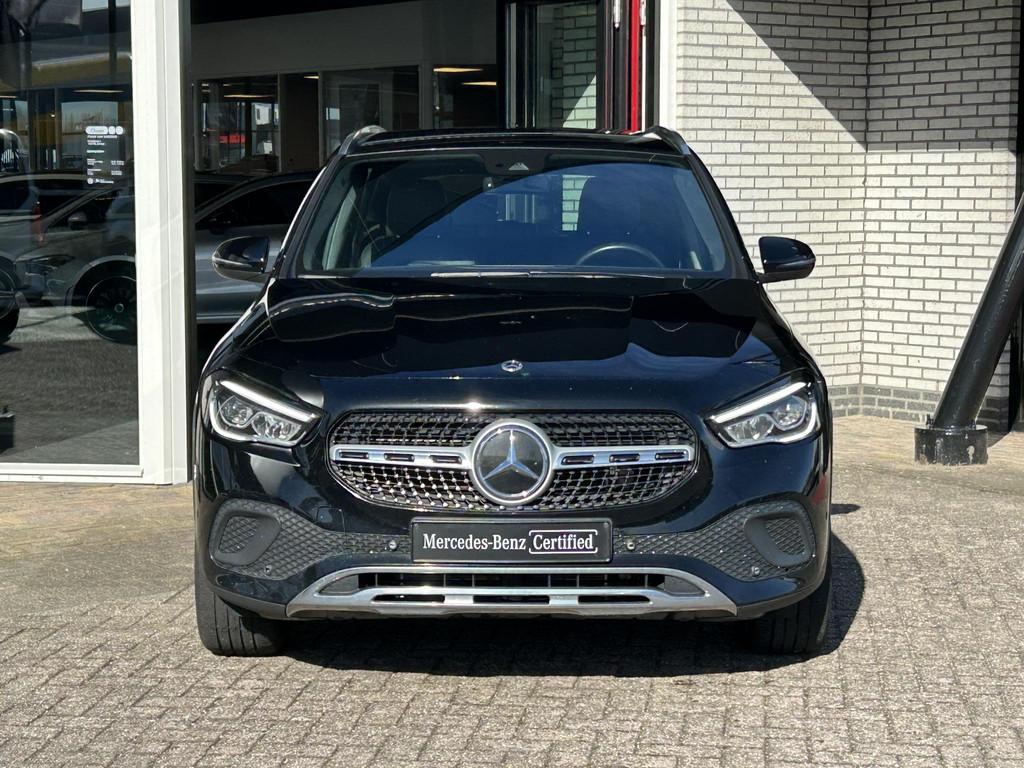 Mercedes-Benz GLA-klasse 250 e Luxury | Adaptieve Cruise Con, 4 cilinders, 16 kWh, Zwart, Bedrijf