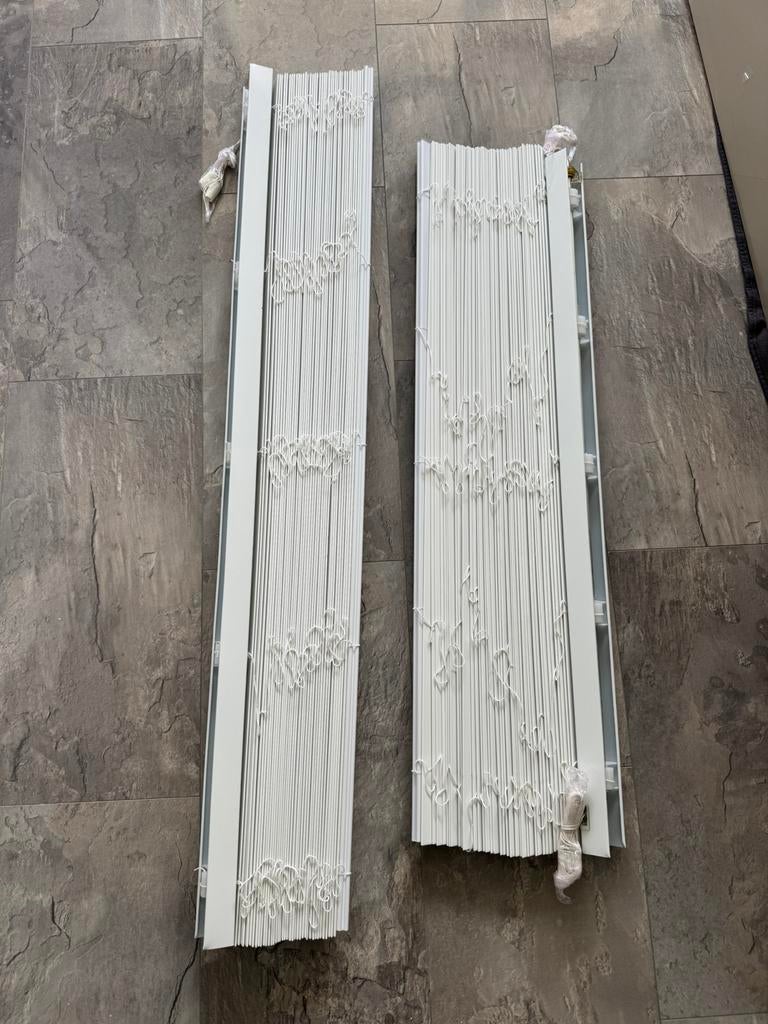 Witte kunststof jaloezieën, Ophalen, 30 tot 80 cm, Radiator, Minder dan 60 cm