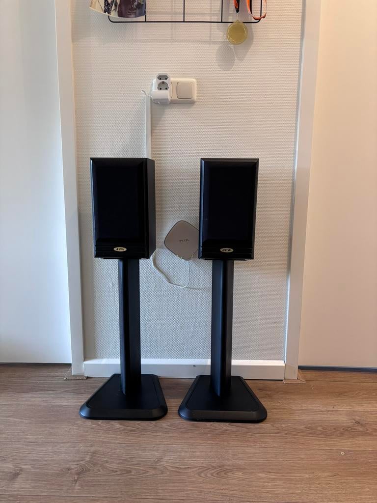 JPW ML310 monitoren (Engelse hifi), Audio, Tv en Foto, Luidsprekers, Zo goed als nieuw, Minder dan 60 watt, Front, Rear of Stereo speakers