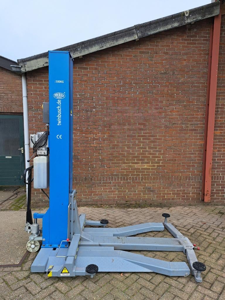 Twinbusch eenkoloms hefbrug zeer nette staat, Auto diversen, Krikken, Ophalen, Hydraulisch, Garagekrik