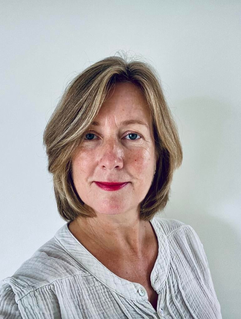 Persoonlijke (mantel) zorg / hulp thuis Alkmaar e.o., Diensten en Vakmensen, Thuiszorg en Kraamhulp, Komt aan huis, Ouderenzorg