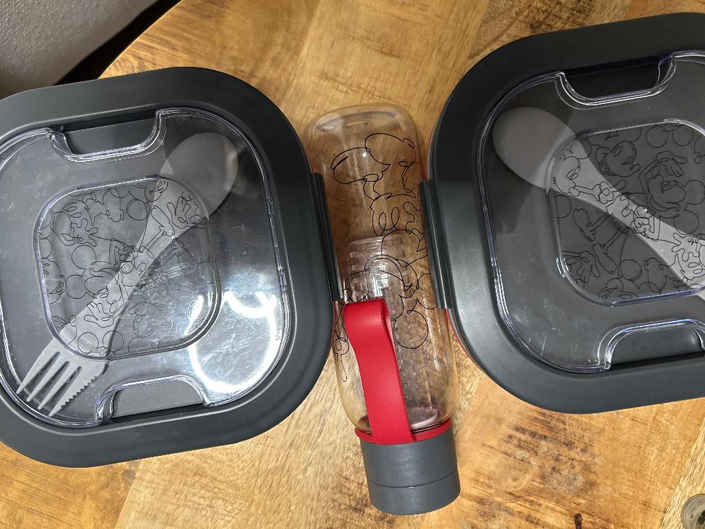 :Picnic / reisset / broodtrommel van mickey mouse, Ophalen of Verzenden, Mickey Mouse, Zo goed als nieuw, Beeldje of Figuurtje