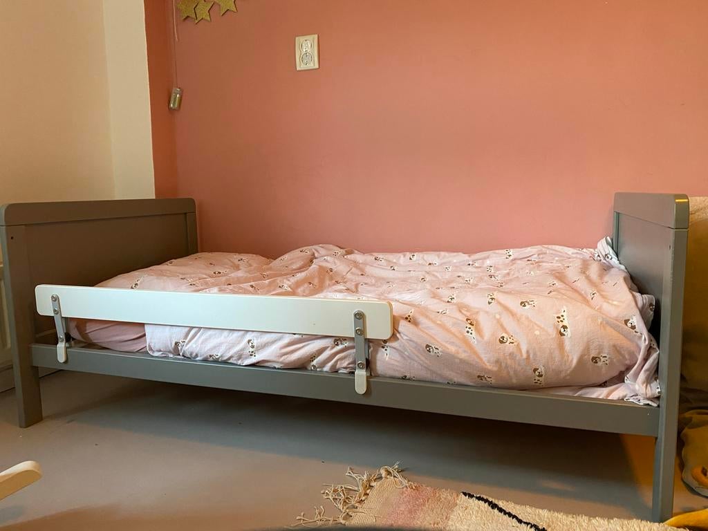 Kinder/peuter meegroeibed - Grijs, Ophalen, Gebruikt, 70 tot 85 cm, 140 tot 160 cm