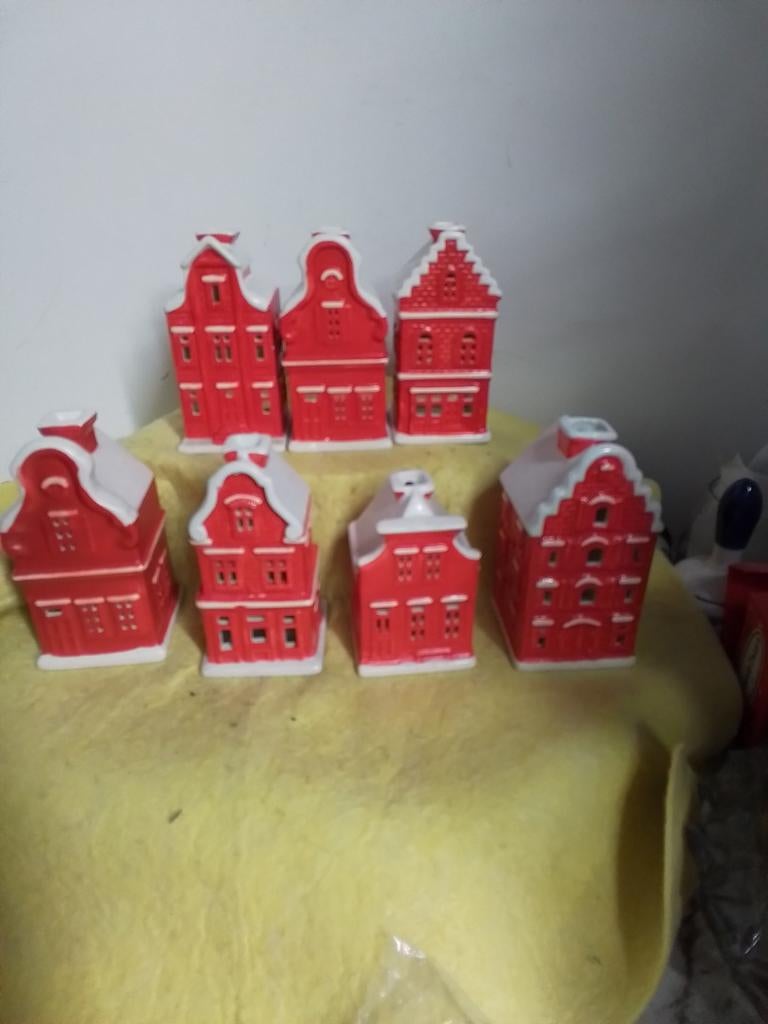14888) 7 waxinelichtje lichtjes postcode loterij  huisjes, Ophalen of Verzenden, Overige materialen, Minder dan 25 cm