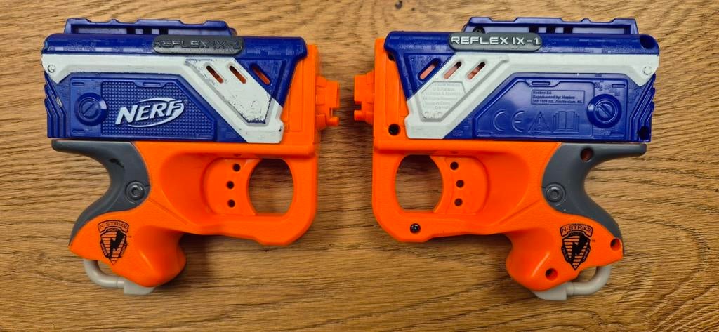 Nerf N-Strike Reflex IX-1 blasters (2 stuks), Ophalen of Verzenden, Gebruikt