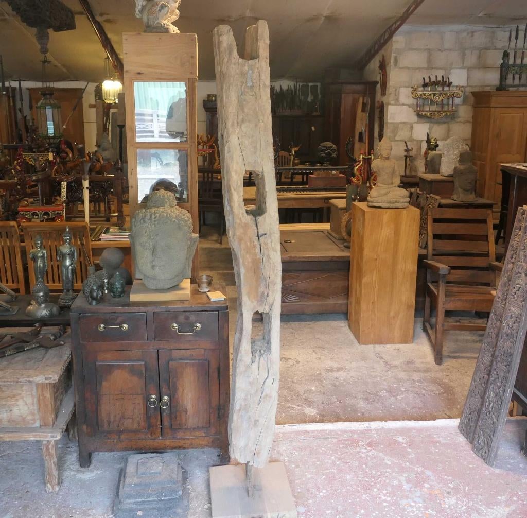 houten paal HP1 landelijk geleefd tribal Indonesie kunst, Ophalen of Verzenden