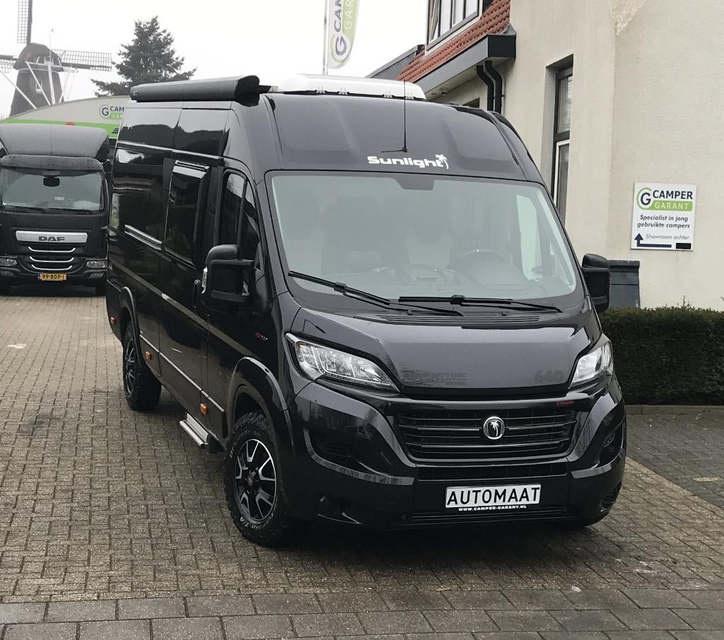 Zeer mooie Sunlight 640 # 9 Traps automaat # Enkelebedden #, Caravans en Kamperen, Campers, Automaat, Buscamper of Camperbus, Sunlight
