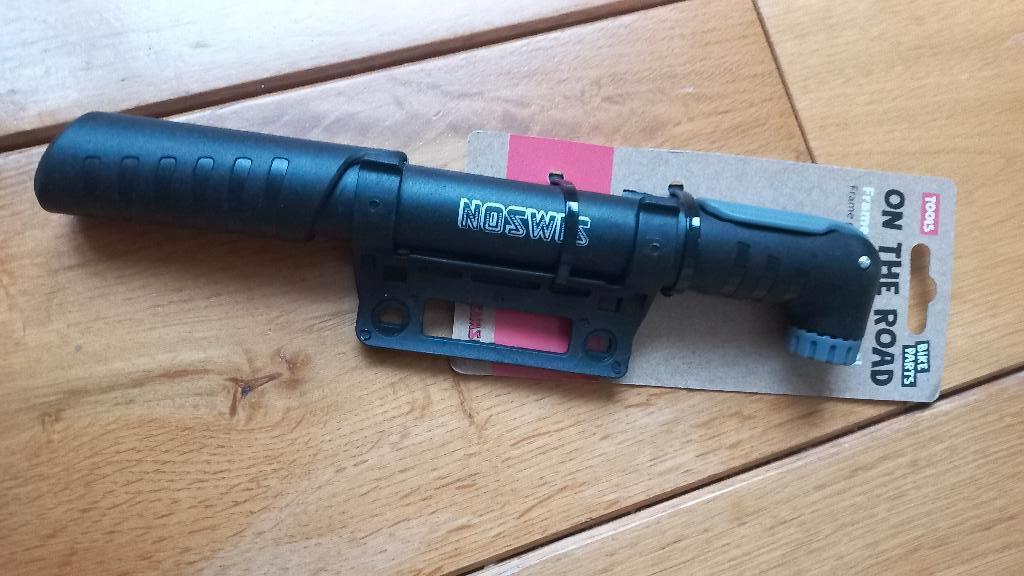 Simson framepomp universeel - nieuw, Fietsen en Brommers, Ophalen of Verzenden, Nieuw