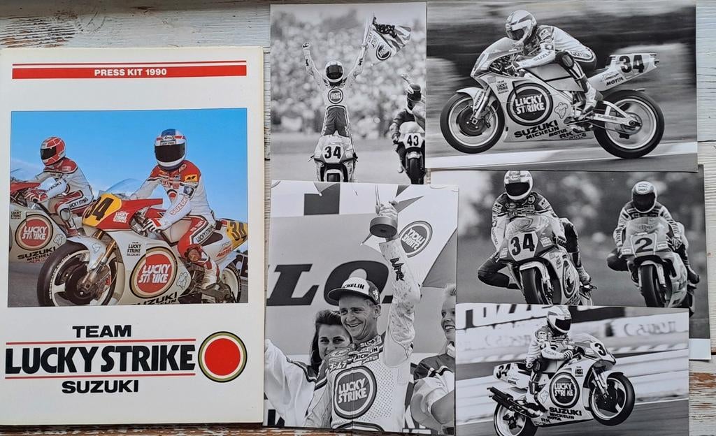 TT ASSEN KEVIN SCHWANTZ SUZUKI PERSMAP 1990 Lucky strike, Ophalen of Verzenden, Motoren