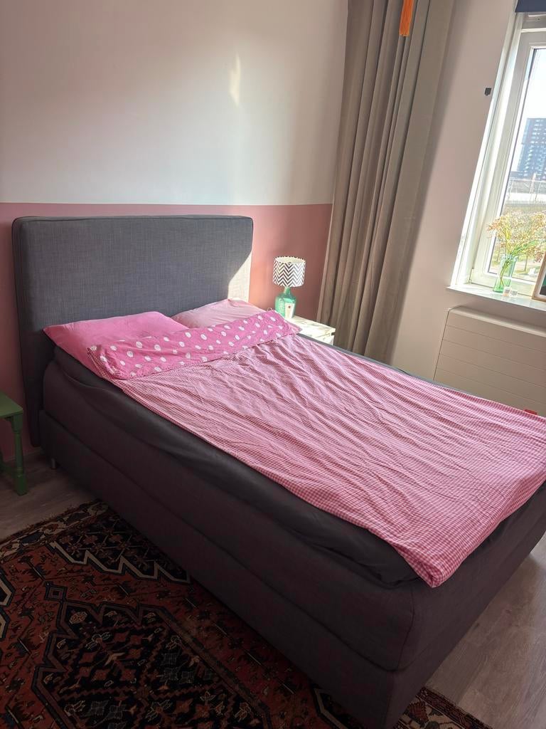 IKEA Dunvik boxspring bed 140x200 cm, donkergrijs, Ophalen, 140 cm, Zo goed als nieuw, Twijfelaar