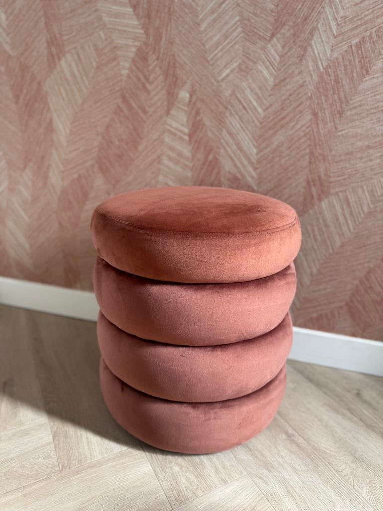 Fluwelen poef Alto  - Westwing Collection -z.g.a.n., Ophalen, Zo goed als nieuw, Rond, Minder dan 50 cm