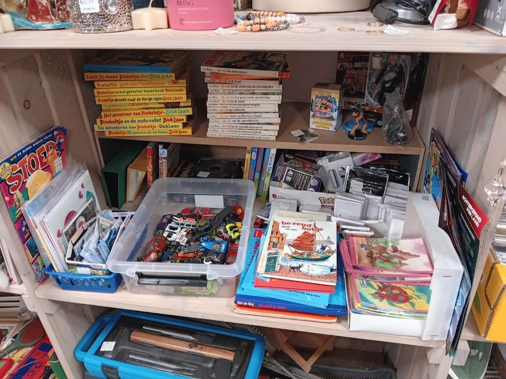 Diverse kinderboeken en speelgoed, Ophalen of Verzenden, Gelezen, Dick Laan, Fictie algemeen