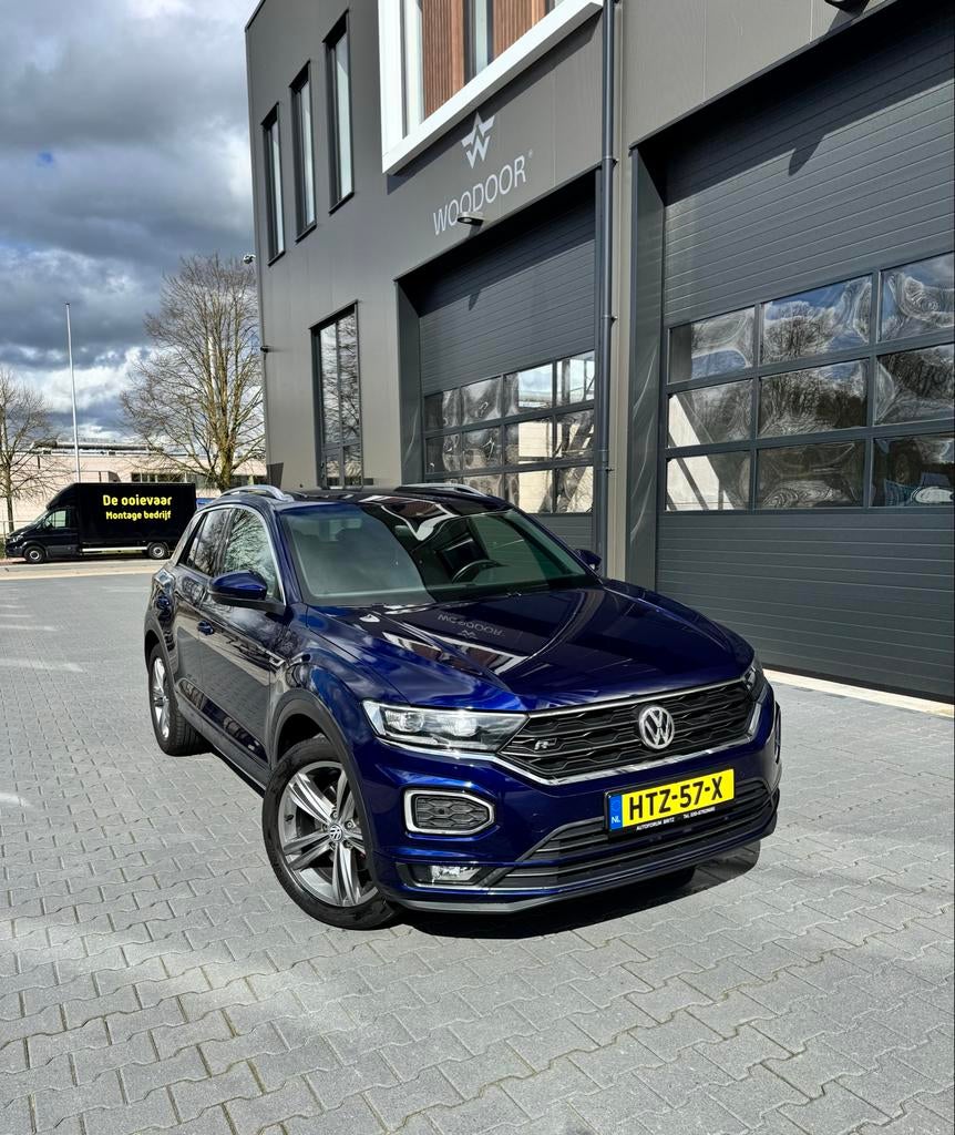 Vw t-roc 2.0 TSI 4 motion 3x R-Line, Automaat, 15 km/l, 1984 cc, Blauw
