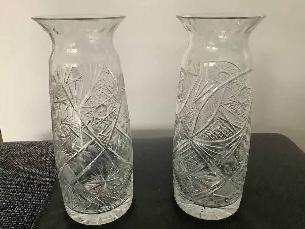 Set van 2 geslepen kristallen vazen, Ophalen of Verzenden