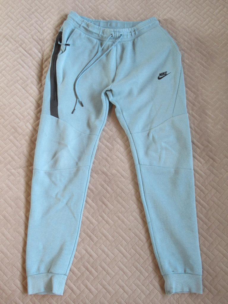 Nike Tech Broek - Maat S (158-170), Broek, Ophalen of Verzenden, Zo goed als nieuw, Nike