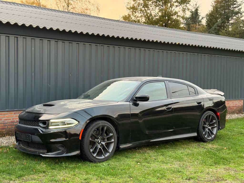 Dodge Charger 392 Scatpack 6.4 V8 HEMI BREMBO/BEATS/CAMERA, Auto's, Automaat, Navigatiesysteem, Gebruikt, Overige carrosserieën