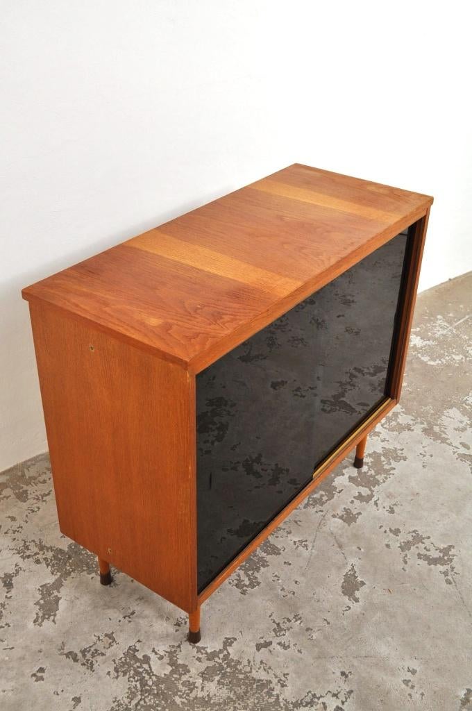 Vintage kast UP Závody rookglas tv-meubel kastje jaren 60, Ophalen of Verzenden, Gebruikt