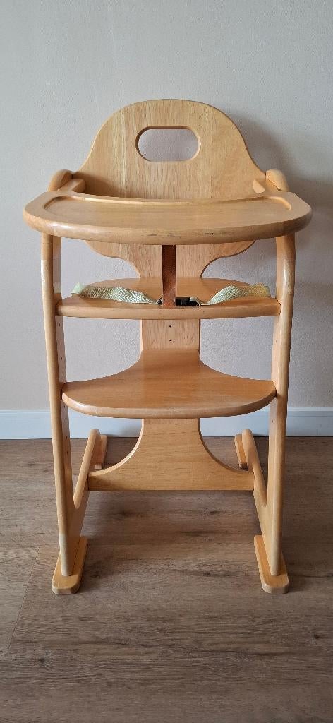 Meegroei kinderstoel van tiamo, Kinderen en Baby's, Kinderstoelen, Ophalen, Gebruikt, Meegroeistoel, Afneembaar eetblad