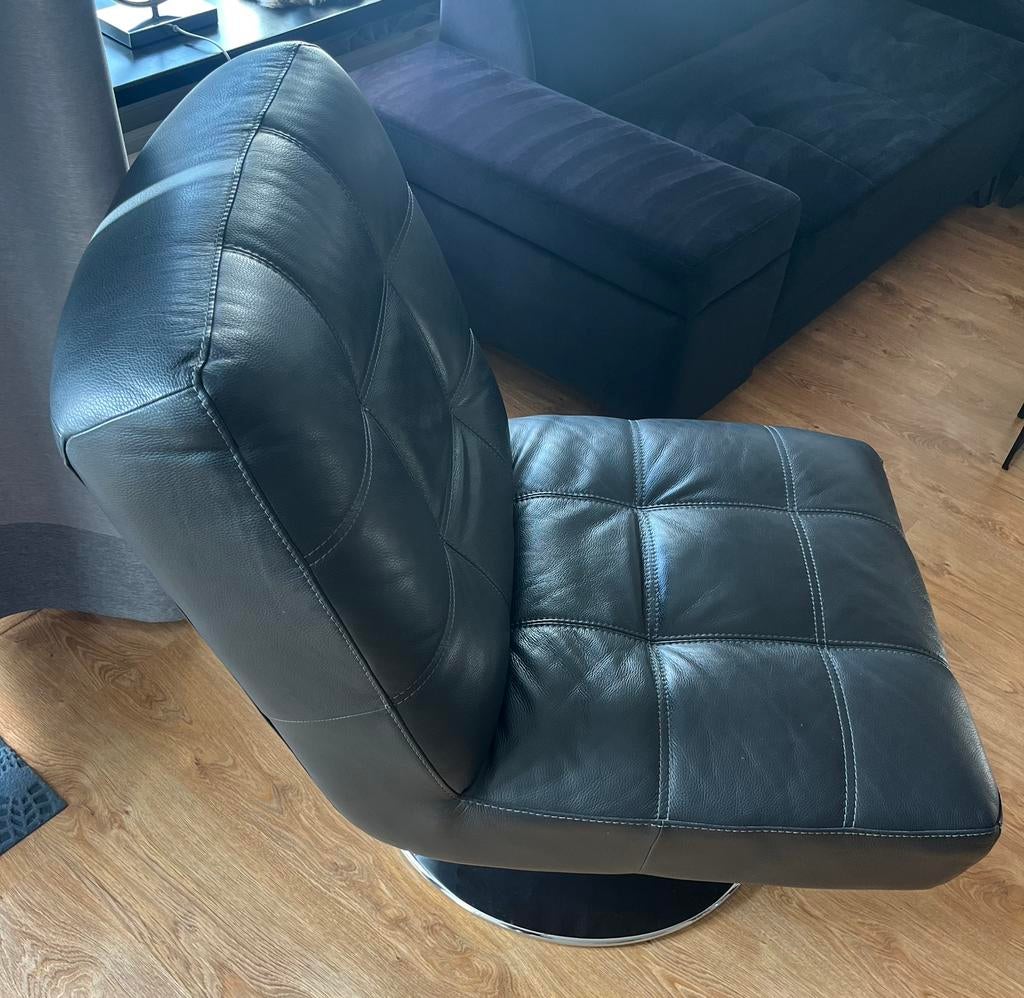 Heerlijk zittende fauteuil, Ophalen, Eenpersoons, Zo goed als nieuw, Minder dan 150 cm