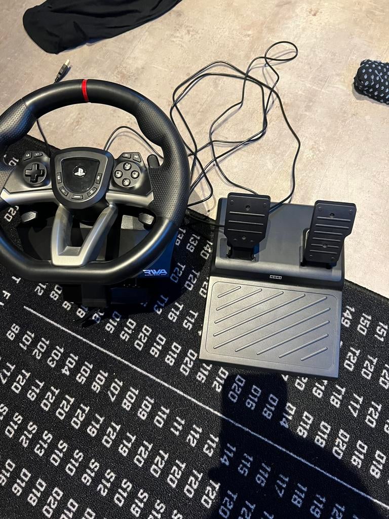 Formule 1 race stuur met originele doos, Ophalen of Verzenden, Zo goed als nieuw, PlayStation 4