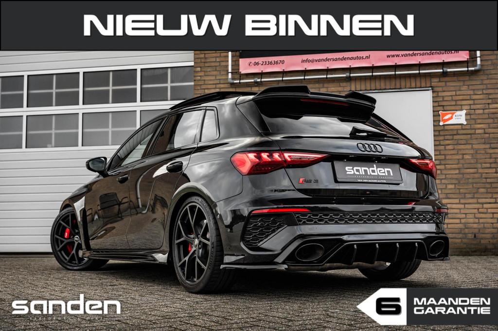 Audi RS3 2.5 TFSI quattro|472pk|Milltek|B&O|HUD|Pano|Hulk, Automaat, RS3, Zwart, 1545 kg