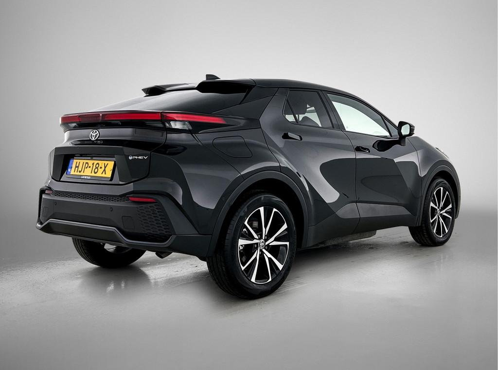Toyota C-HR 2.0 Plug-in Hybrid 220 First Edition | 360° Cam, 12 maanden, Stof, 4 cilinders, Zwart