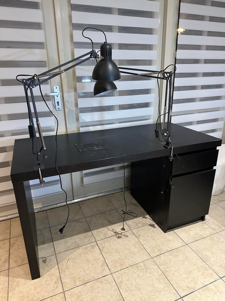 Nageltafel bureau, Huis en Inrichting, Bureaus, Ophalen, Gebruikt, Stopcontact, Hout