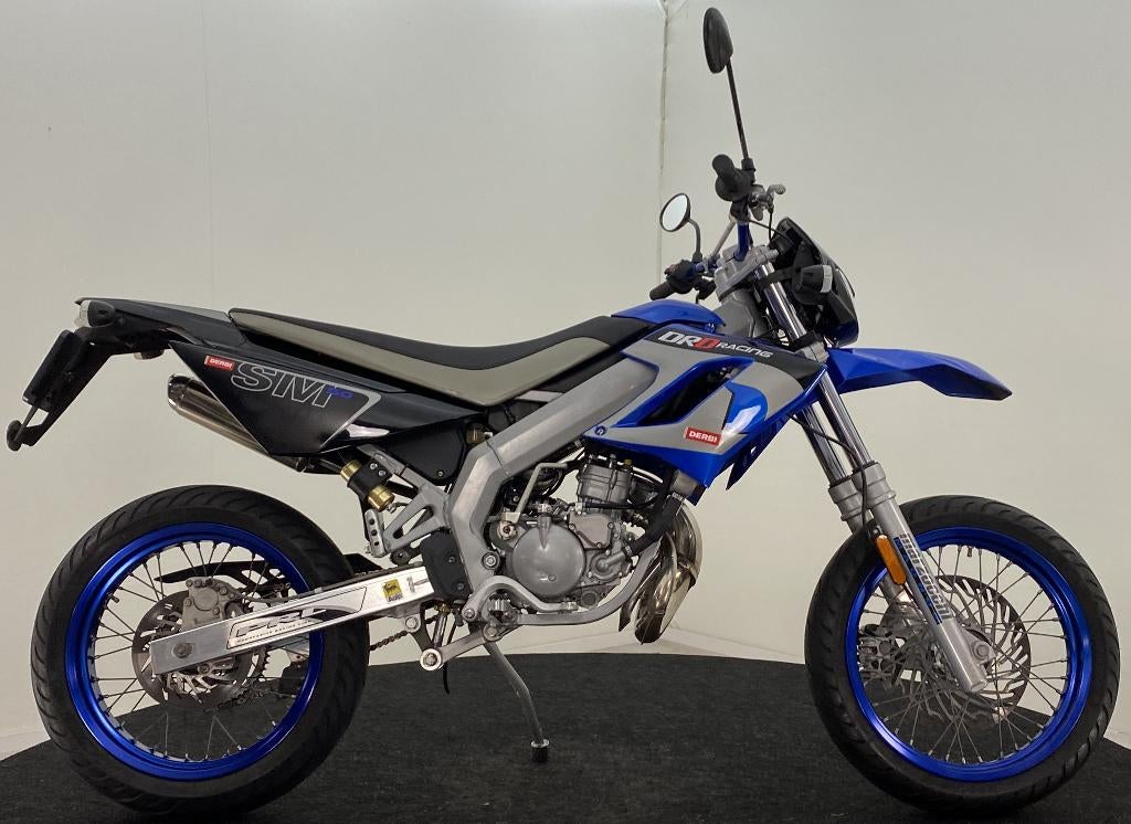 Derbi Senda SM50 DRD Racing Collectors item. Uniek mooi., Ophalen, 6 versnellingen, Maximaal 45 km/u, Zo goed als nieuw