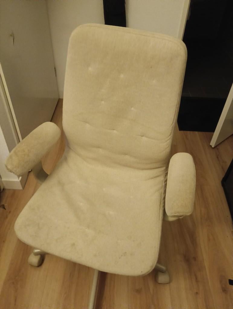 Computer chair, Ophalen, Met wielen, Gebruikt