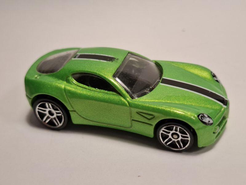 ALFA ROMEO 8C Competizione groen metallic Hot Wheels 3 inch, Hobby en Vrije tijd, Modelauto's | Overige schalen, Nieuw, Auto, Ophalen of Verzenden