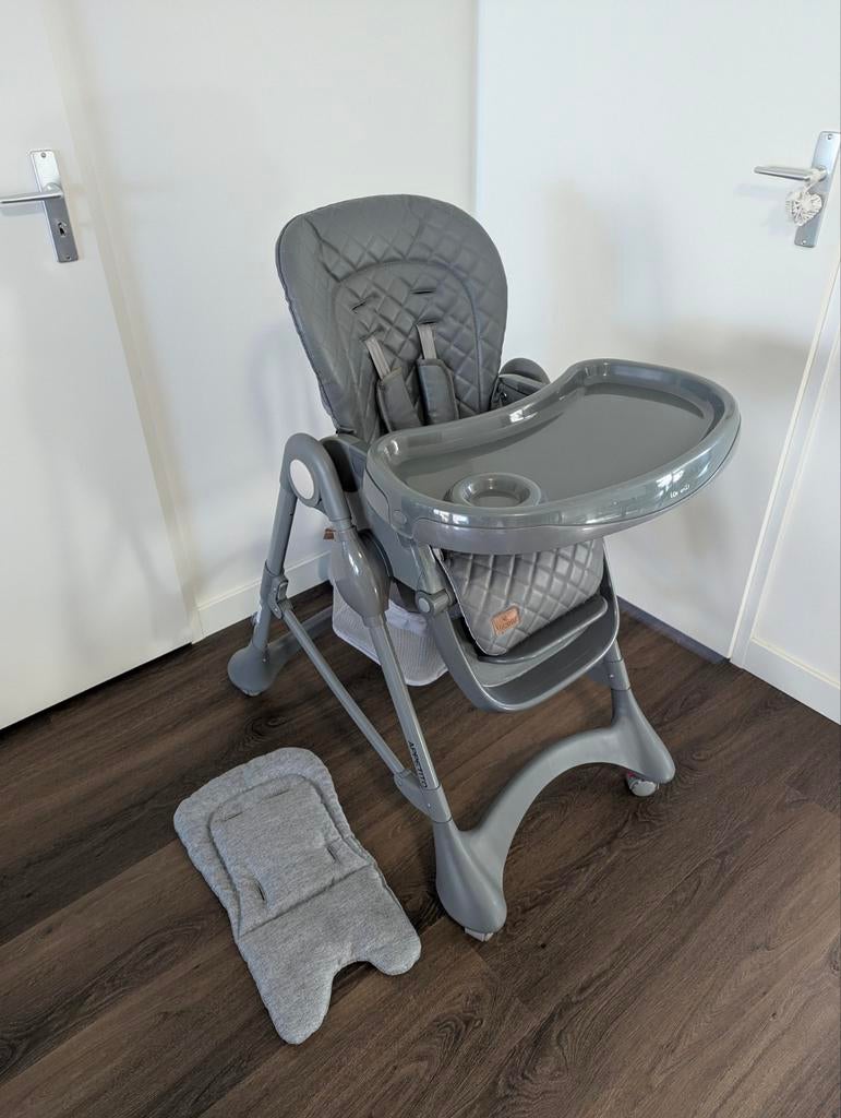 Lorelli Appetito luxe opvouwbare kinderstoel met wielen, Ophalen, Zo goed als nieuw, Meegroeistoel, Gordel(s)