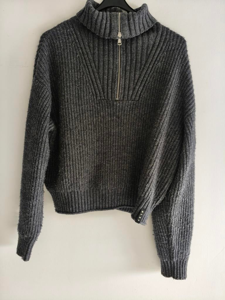 Stoere trui van het mooie merk Olaf, Kleding | Dames, Ophalen of Verzenden, Zo goed als nieuw, Grijs