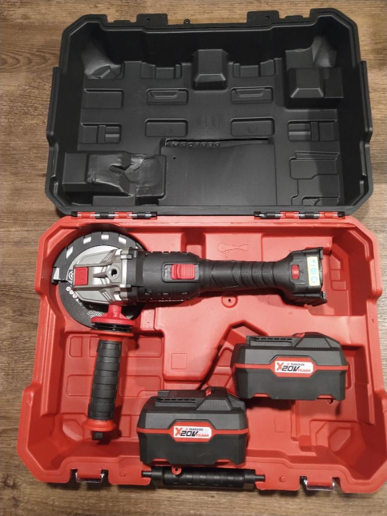 Haakse slijper Parkside Performance.Nieuw met 2, 4Ah accu's, Ophalen of Verzenden, Nieuw, Minder dan 700 watt, Haakse handslijpmachine