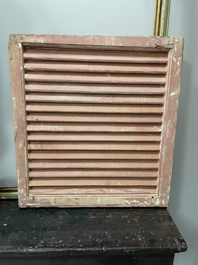 Oud houten luik - louvre luik, Ophalen