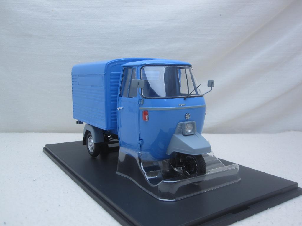 Piaggio Ape P501 koffer opbouw 1979 blauw 1:18 Mitica, Hobby en Vrije tijd, Ophalen of Verzenden, Nieuw, Overige typen, Overige merken