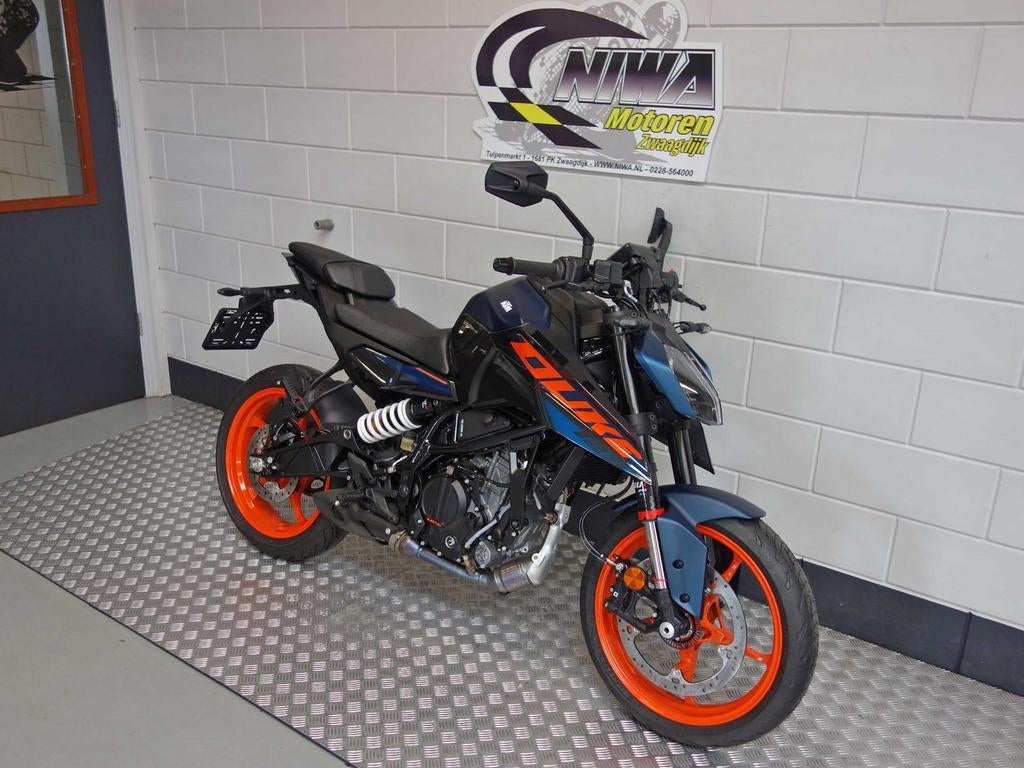 KTM 125 DUKE - foto 3