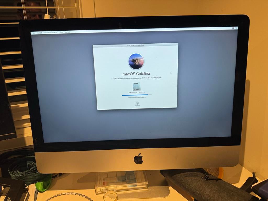 iMac 21.5-inch (Late 2013), Computers en Software, Apple Desktops, Ophalen, Gebruikt, 2 tot 3 Ghz, IMac
