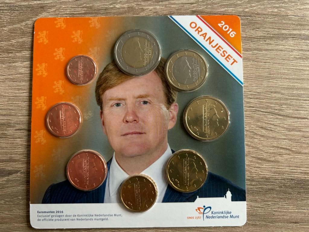Oranjeset Euromunten Willem Alexander 2016, Ophalen of Verzenden, Overige landen, Overige waardes