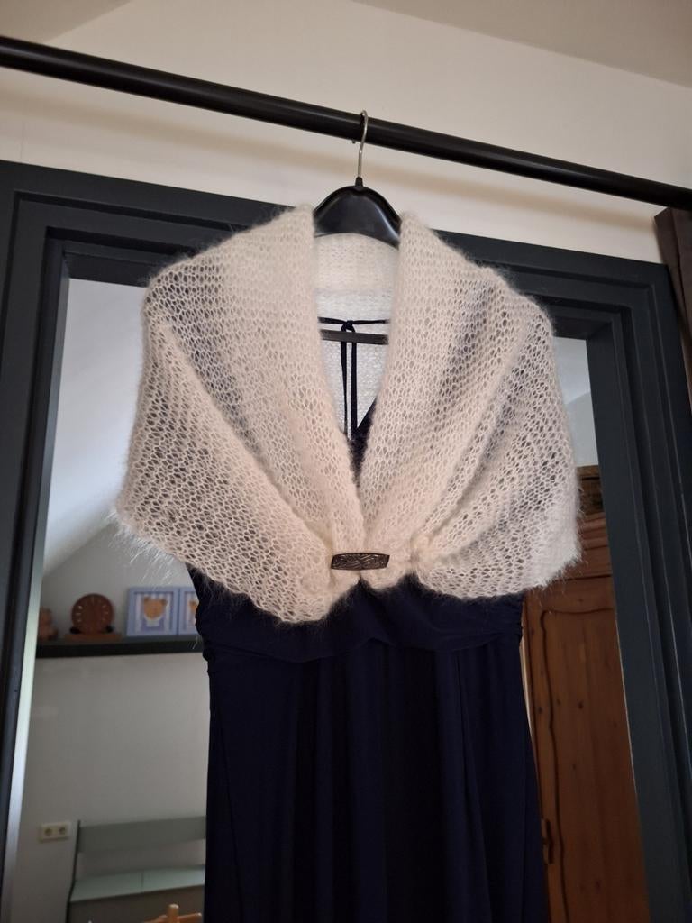 Nieuwe bruids stola van mohair en zijde., Kleding | Dames, Maat 38/40 (M), Overige typen, Wit, Ophalen of Verzenden