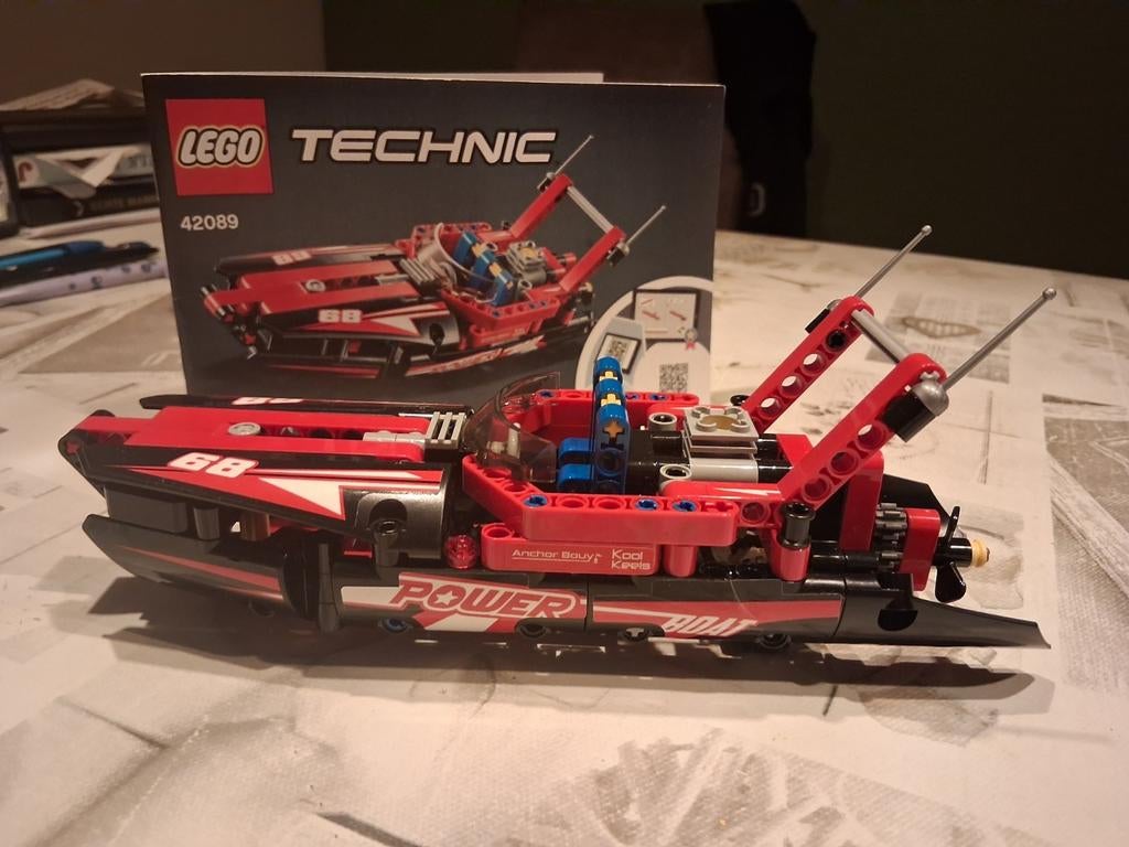 Technic lego Speedboot, Ophalen of Verzenden, Zo goed als nieuw