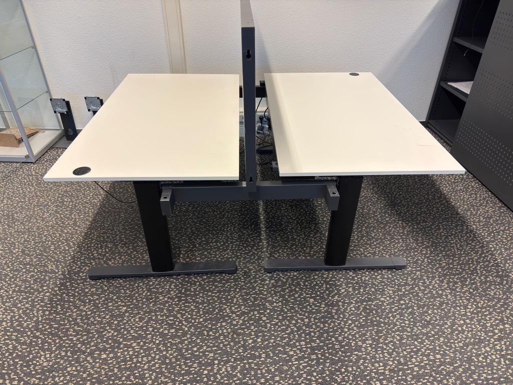 Drentea Elektrische zit-sta duo-bureau 140x80xH62-128, 125st, Verzenden, In hoogte verstelbaar, Gebruikt