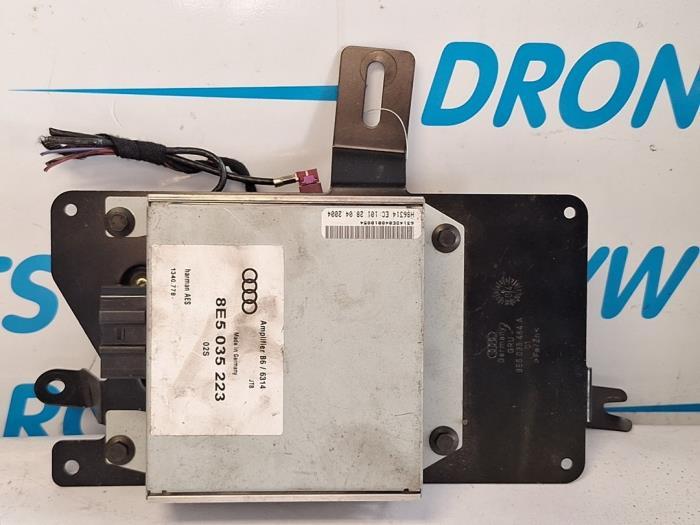 Radio versterker van een Audi A4, Gebruikt, -, Verzenden, -