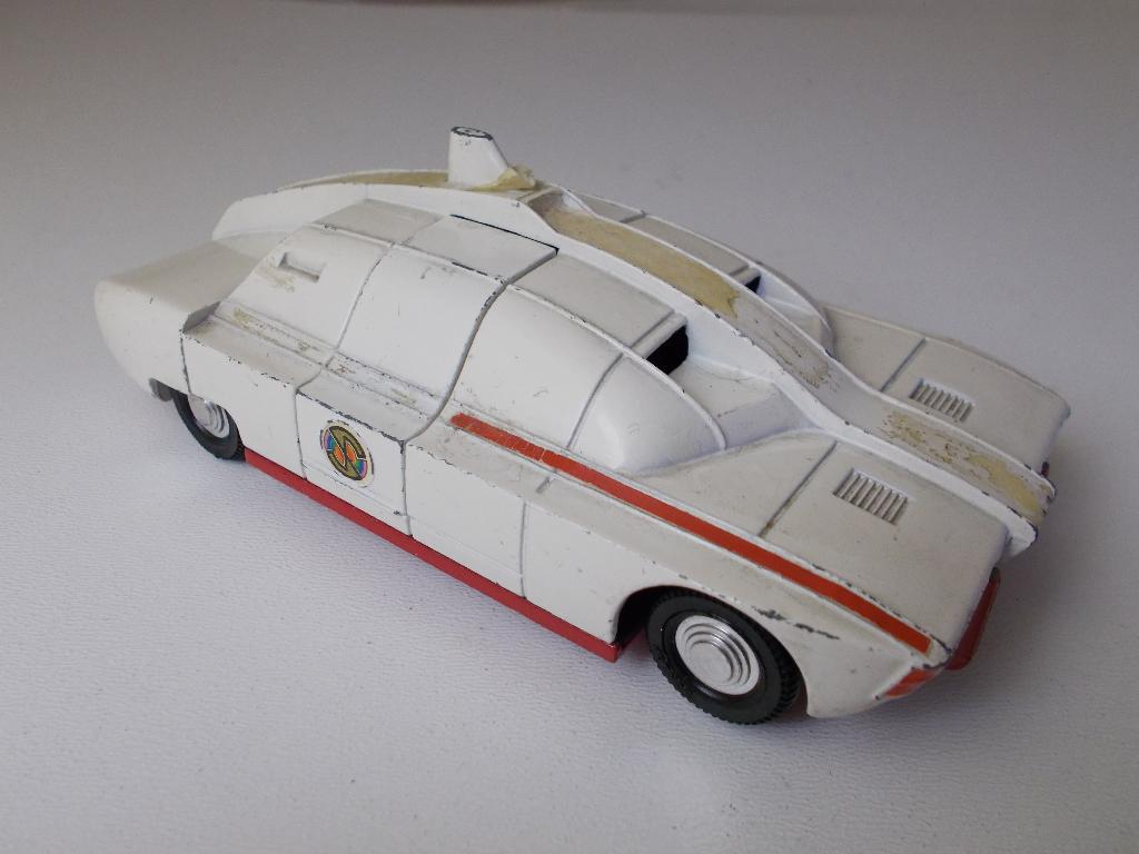 1968 Dinky Toys 105 MAXIMUM SECURITY VEHICLE (Opknapper), Ophalen of Verzenden, Gebruikt, Auto, Dinky Toys