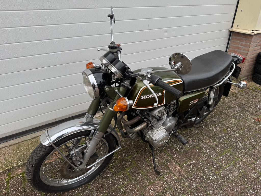 Honda CB350F, Bj 1973 optioneel NIEUWE 4in 4uit en buddy., Particulier, Toermotor, 350 cc, 12 t/m 35 kW