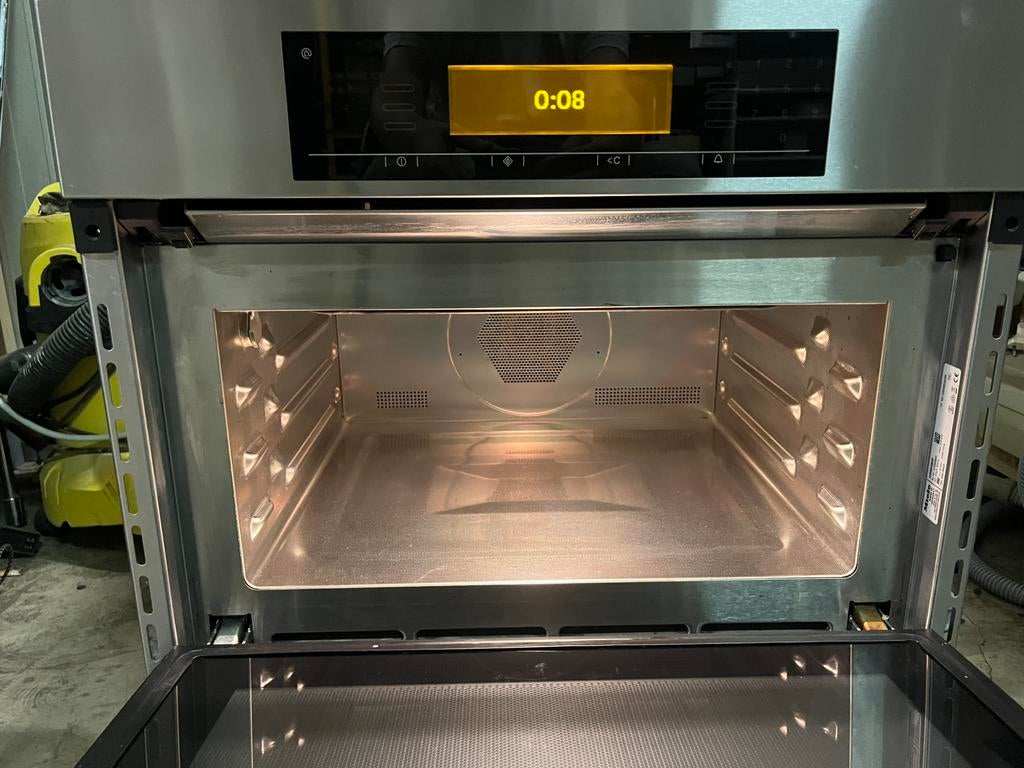 Miele tochscreen vervanging, Ophalen, Zo goed als nieuw, 60 cm of meer