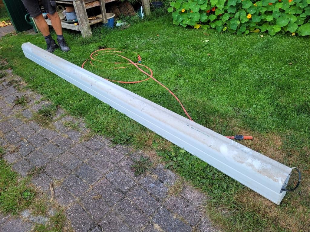 Zonnescherm.Brustor. Zwart canvas, Ophalen, Gebruikt, Elektrisch, 150 tot 300 cm