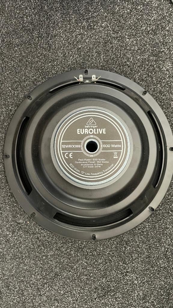 Behringer Eurolive speakers zonder kast, Nieuw, 120 watt of meer, Front, Rear of Stereo speakers, Ophalen