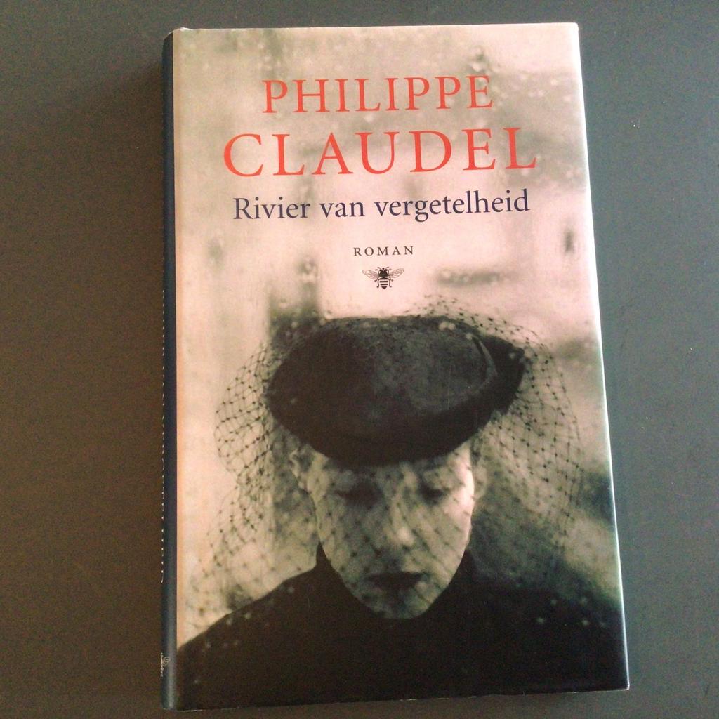 Philippe Claudel - Rivier van vergetelheid, Boeken, Europa overig, Philippe Claudel, Ophalen of Verzenden, Zo goed als nieuw